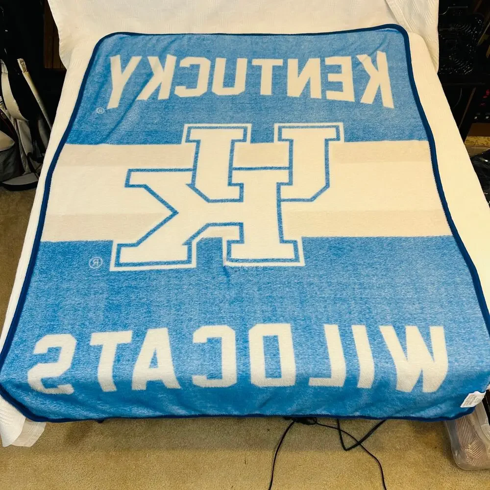 Kentucky Wildcats Fleece Throw 42